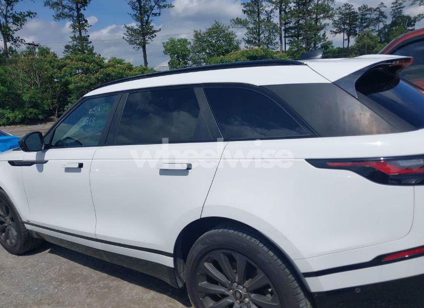Photo 14 of 2018 Land Rover RANGE ROVER VELAR D180 SE R-DYNAMIC (VIN SALYL2RN6JA758868)