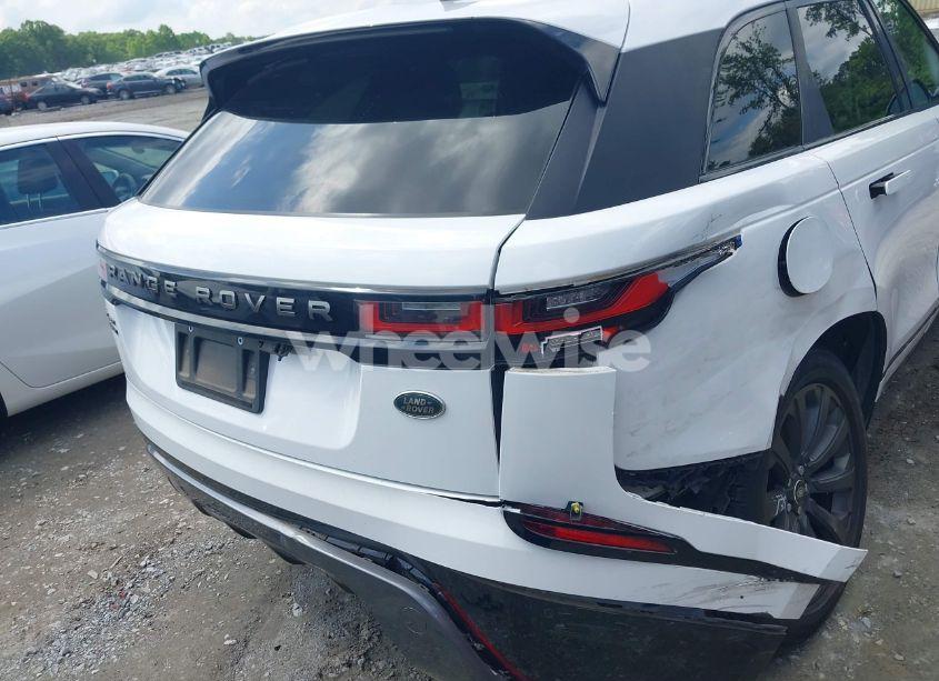 Photo 6 of 2018 Land Rover RANGE ROVER VELAR D180 SE R-DYNAMIC (VIN SALYL2RN6JA758868)