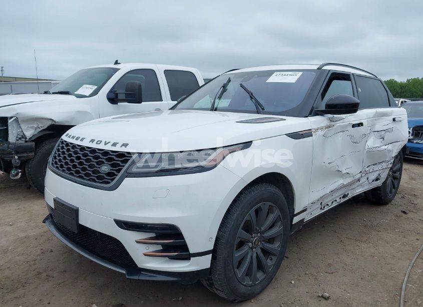 Photo 2 of 2018 Land Rover RANGE ROVER VELAR D180 SE R-DYNAMIC (VIN SALYL2RN9JA723337)