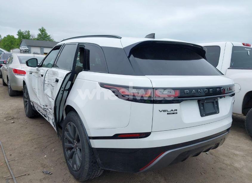 Photo 3 of 2018 Land Rover RANGE ROVER VELAR D180 SE R-DYNAMIC (VIN SALYL2RN9JA723337)