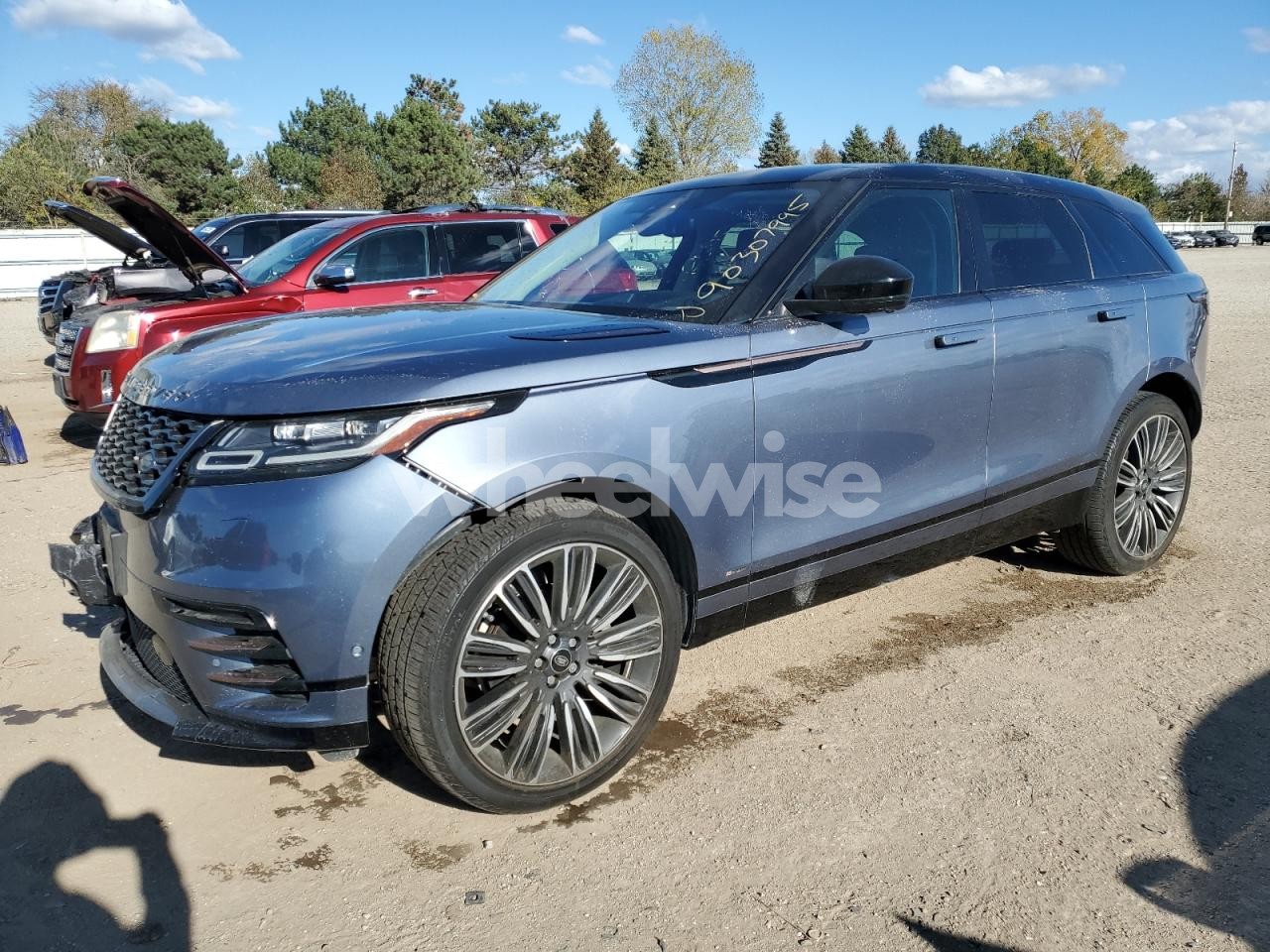 2018 LAND ROVER RANGE ROVER VELAR R-DYNAMIC SE N/A (VIN SALYL2RN9JA743796) main photo