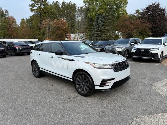 Photo 3 of 2018 LAND ROVER RANGE ROVER VELAR R-DYNAMIC SE N/A (VIN SALYL2RV2JA718593)