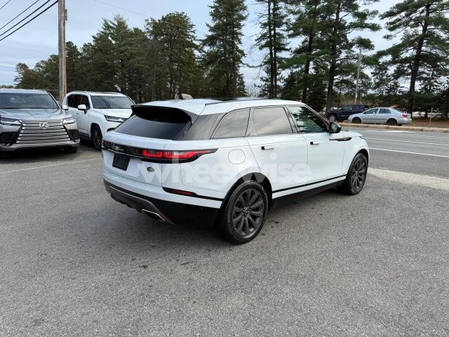 Photo 4 of 2018 LAND ROVER RANGE ROVER VELAR R-DYNAMIC SE N/A (VIN SALYL2RV2JA718593)