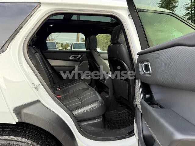 Photo 5 of 2018 LAND ROVER RANGE ROVER VELAR R-DYNAMIC SE N/A (VIN SALYL2RV2JA718593)