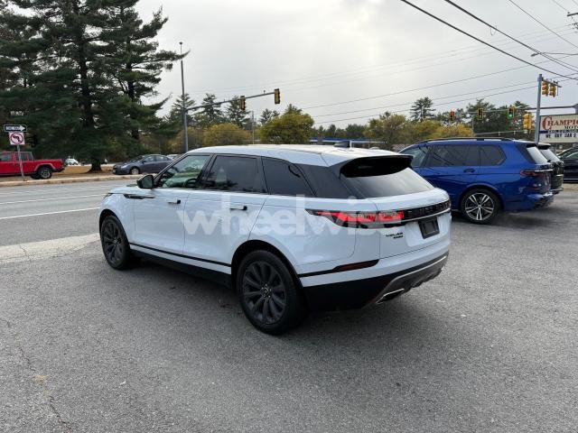 Photo 8 of 2018 LAND ROVER RANGE ROVER VELAR R-DYNAMIC SE N/A (VIN SALYL2RV2JA718593)
