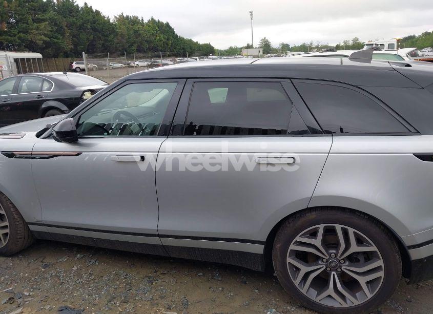 Photo 14 of 2018 Land Rover RANGE ROVER VELAR P380 FIRST EDITION/P380 HSE R-DYNAMIC (VIN SALYM2RV0JA742422)