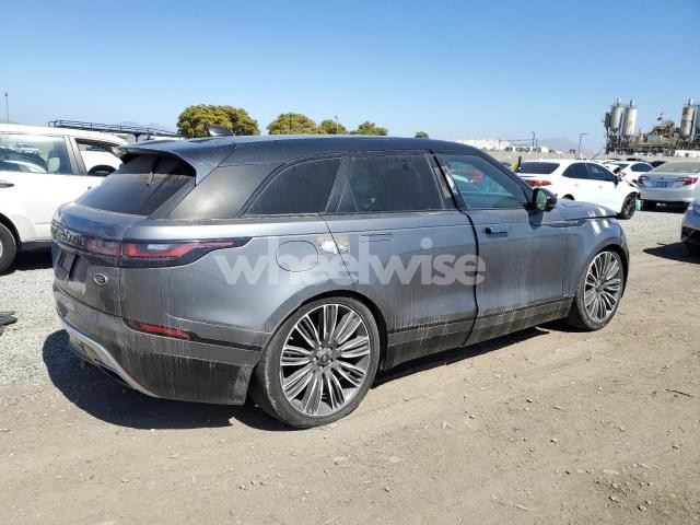 Photo 10 of 2018 LAND ROVER RANGE ROVER VELAR R-DYNAMIC HSE N/A (VIN SALYM2RV1JA702267)