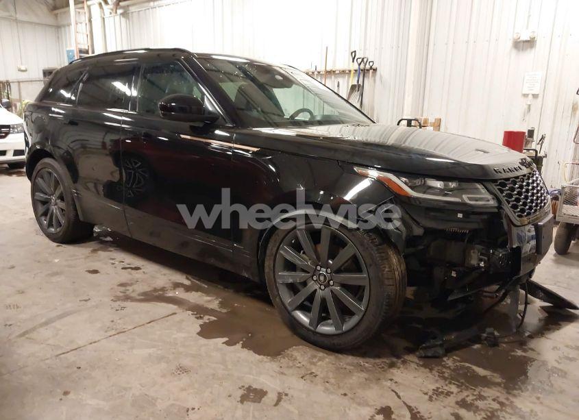 2018 Land Rover RANGE ROVER VELAR P380 FIRST EDITION/P380 HSE R-DYNAMIC (VIN SALYM2RV7JA748072) main photo