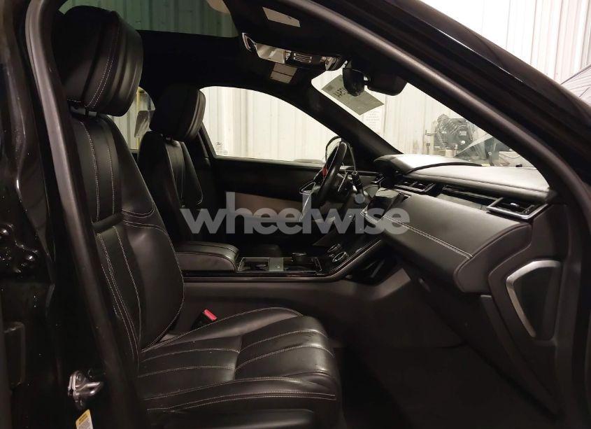 Photo 5 of 2018 Land Rover RANGE ROVER VELAR P380 FIRST EDITION/P380 HSE R-DYNAMIC (VIN SALYM2RV7JA748072)