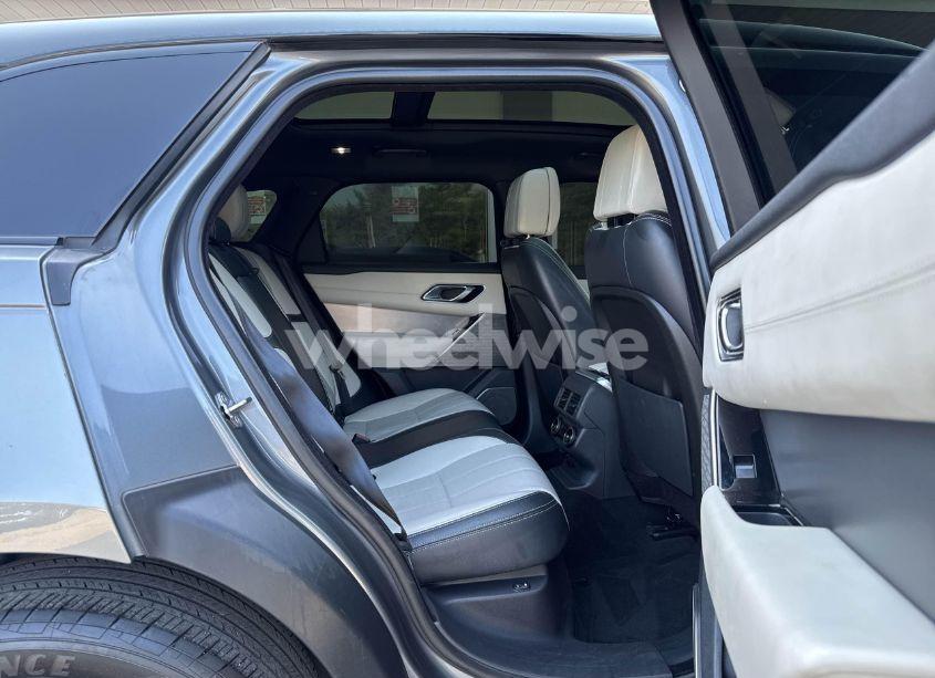 Photo 8 of 2018 Land Rover RANGE ROVER VELAR R-DYNAMIC HSE/FIRST ED (VIN SALYM2RV9JA755346)
