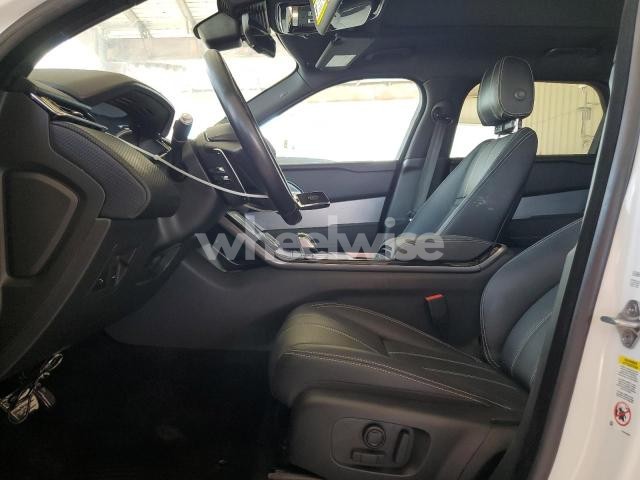 Photo 11 of 2022 LAND ROVER RANGE ROVER VELAR R-DYNAMIC S N/A (VIN SALYT2EX2NA334178)