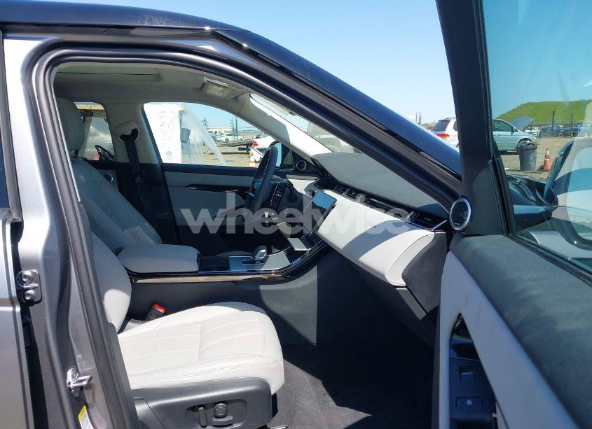 Photo 5 of 2024 Land Rover RANGE ROVER EVOQUE CORE S (VIN SALZJ2FX2RH261903)