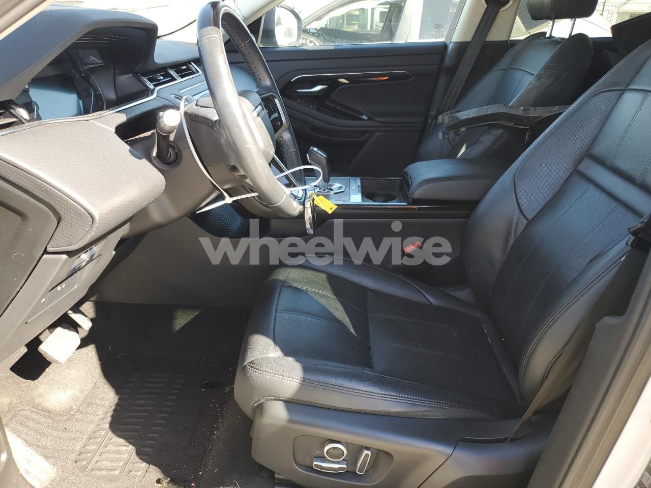 Photo 7 of 2021 LAND ROVER RANGE ROVER EVOQUE S (VIN SALZJ2FX4MH138323)