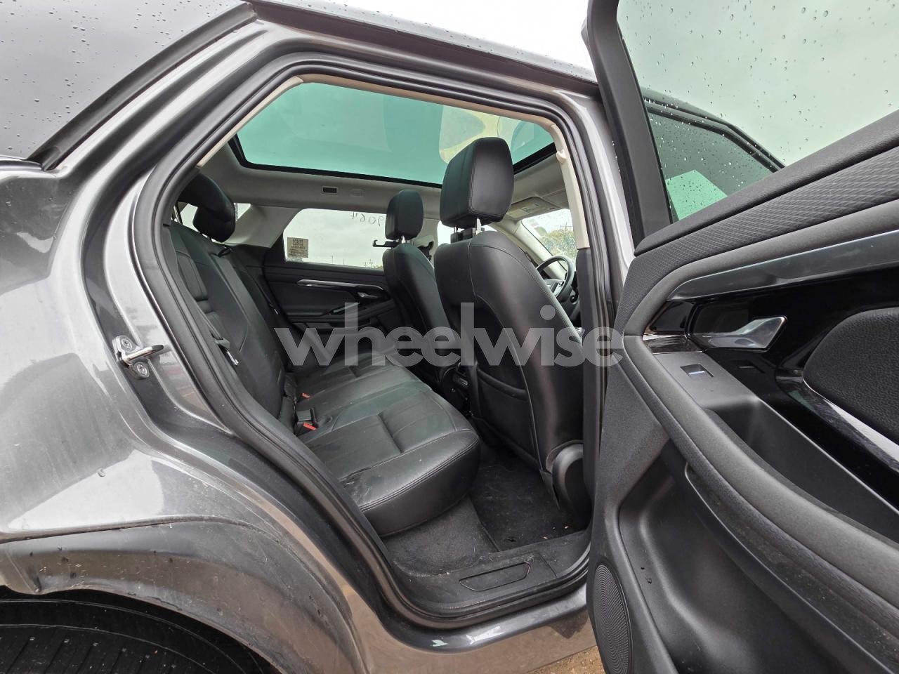Photo 6 of 2020 LAND ROVER RANGE ROVER EVOQUE S (VIN SALZJ2FX5LH028587)