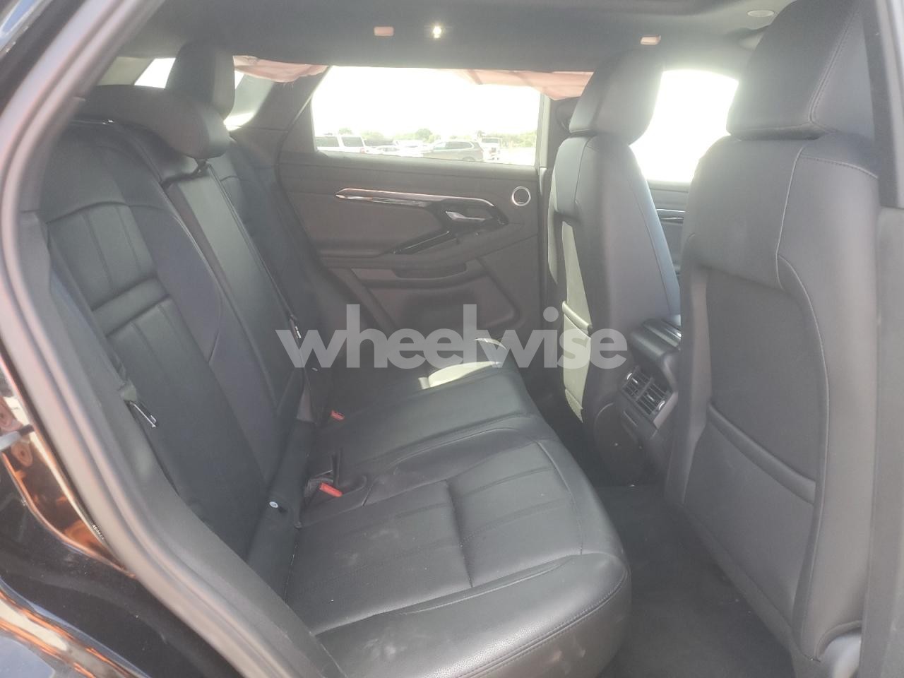 Photo 10 of 2022 LAND ROVER RANGE ROVER EVOQUE S (VIN SALZJ2FXXNH172171)