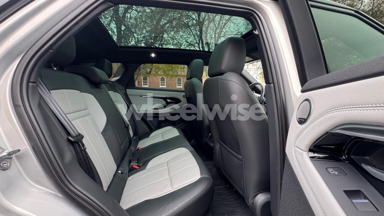 Photo 6 of 2020 LAND ROVER RANGE ROVER EVOQUE FIRST EDITION N/A (VIN SALZL2FX6LH042301)