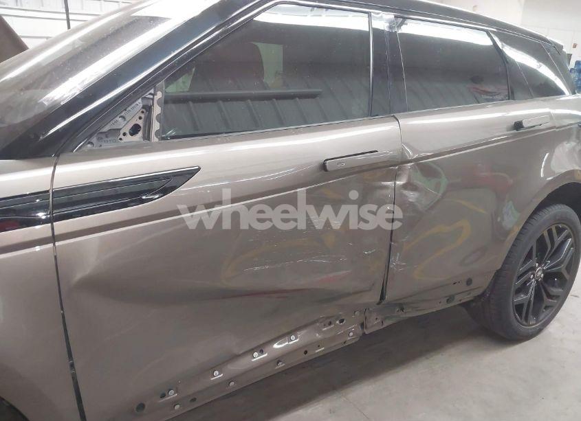 Photo 6 of 2020 Land Rover RANGE ROVER EVOQUE SE (VIN SALZP2FX5LH031469)