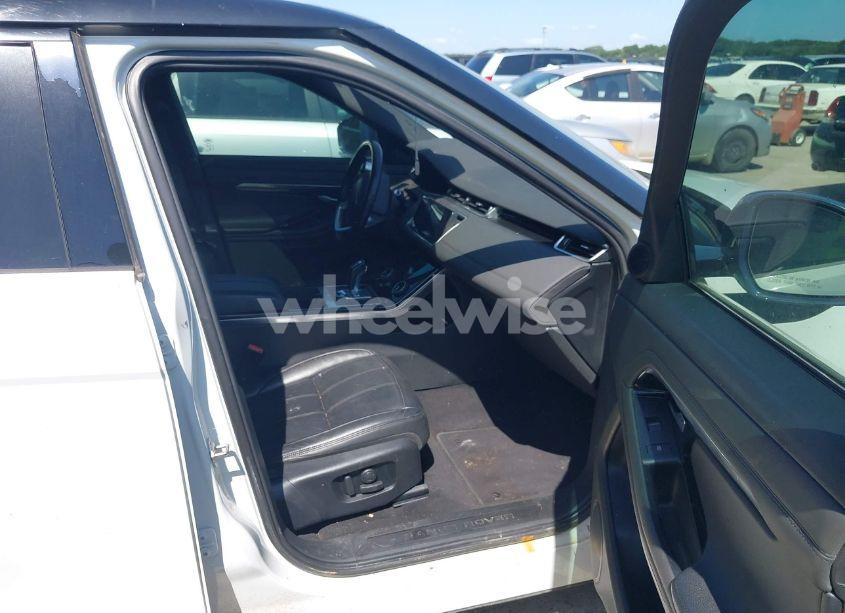 Photo 5 of 2020 Land Rover RANGE ROVER EVOQUE SE (VIN SALZP2FX7LH057894)