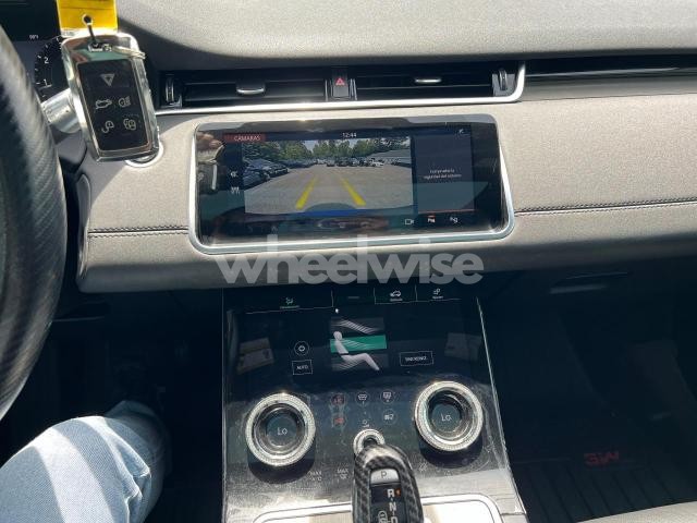 Photo 6 of 2020 LAND ROVER RANGE ROVER EVOQUE SE (VIN SALZP2FX9LH021558)