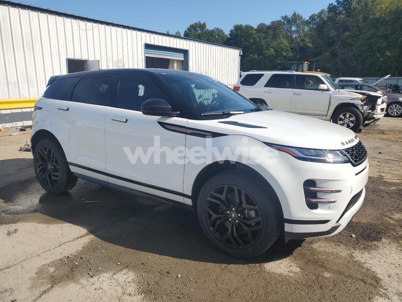 Photo 4 of 2022 LAND ROVER RANGE ROVER EVOQUE R-DYNAMIC S N/A (VIN SALZT2FX9NH174455)