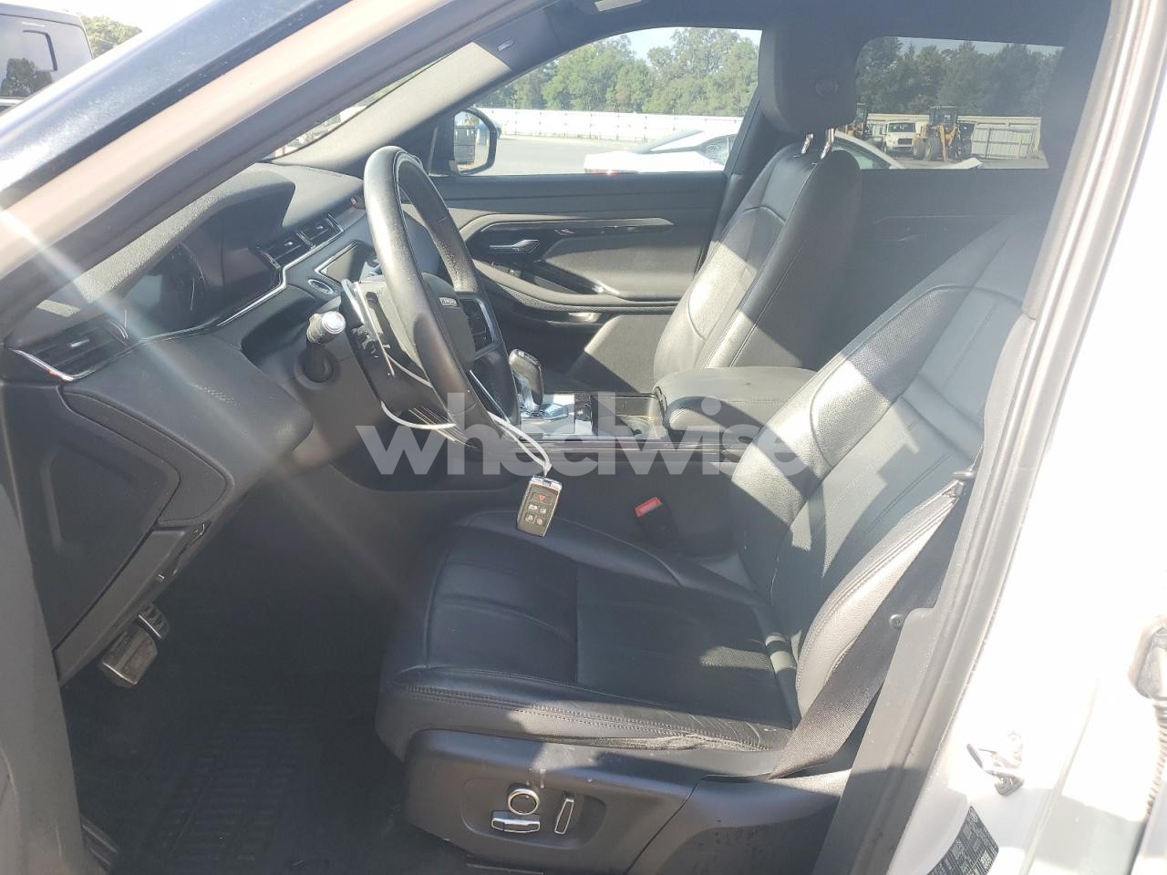 Photo 7 of 2022 LAND ROVER RANGE ROVER EVOQUE R-DYNAMIC S N/A (VIN SALZT2FX9NH174455)