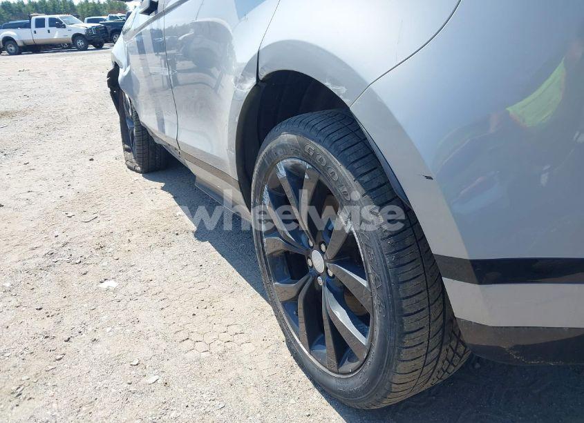 Photo 6 of 2020 Land Rover RANGE ROVER EVOQUE R-DYNAMIC S (VIN SALZT2GXXLH061139)