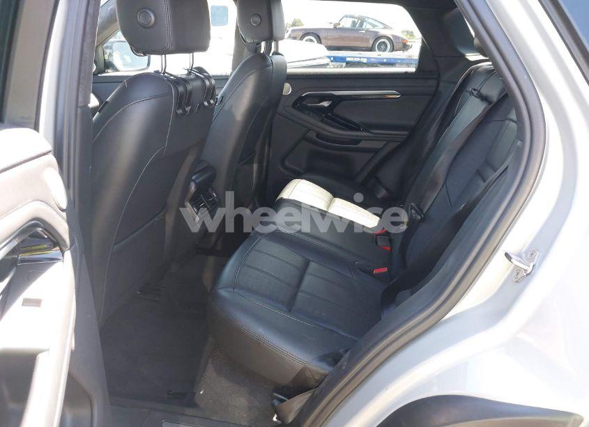 Photo 8 of 2022 Land Rover RANGE ROVER EVOQUE R-DYNAMIC HST (VIN SALZW2GX2NH164985)