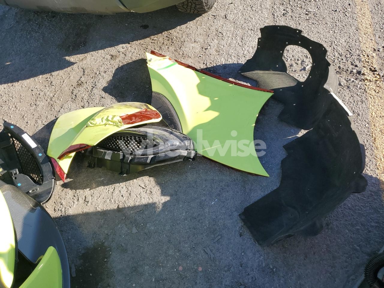 Photo 12 of 2016 MCLAREN AUTOMOTIVE 570S (VIN SBM13DAA7GW001090)