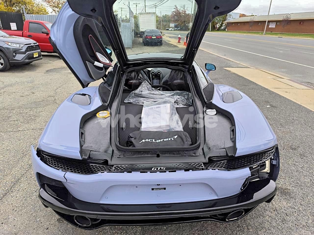 Photo 11 of 2025 MCLAREN AUTOMOTIVE GTS (VIN SBM22GCA4SW003328)