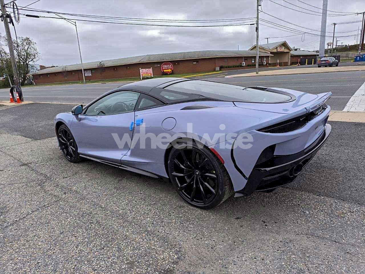 Photo 2 of 2025 MCLAREN AUTOMOTIVE GTS (VIN SBM22GCA4SW003328)