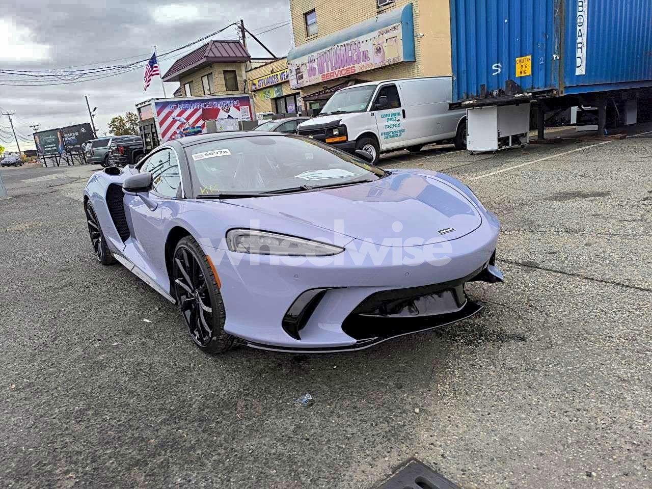 Photo 3 of 2025 MCLAREN AUTOMOTIVE GTS (VIN SBM22GCA4SW003328)