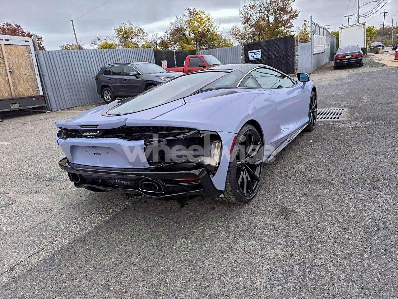 Photo 4 of 2025 MCLAREN AUTOMOTIVE GTS (VIN SBM22GCA4SW003328)