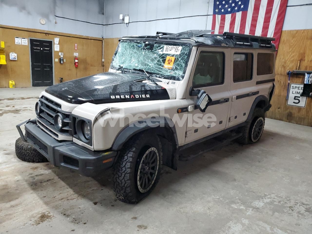 2024 INEOS AUTOMOTIVE LIMITED GRENADIER (VIN SC6GM1CA5RF013044) main photo