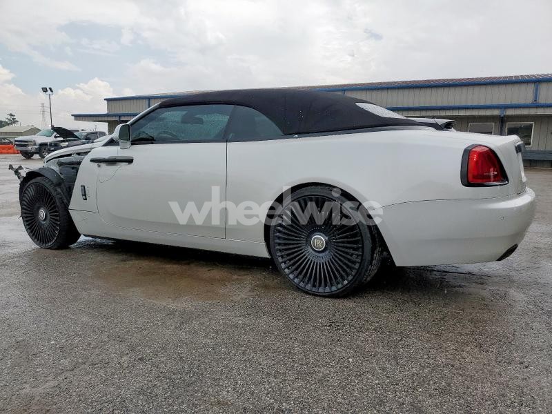 Photo 10 of 2017 ROLLS-ROYCE DAWN (VIN SCA666D52HU102915)