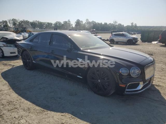 Photo 3 of 2021 BENTLEY FLYING SPUR N/A (VIN SCBBG6ZG4MC086282)