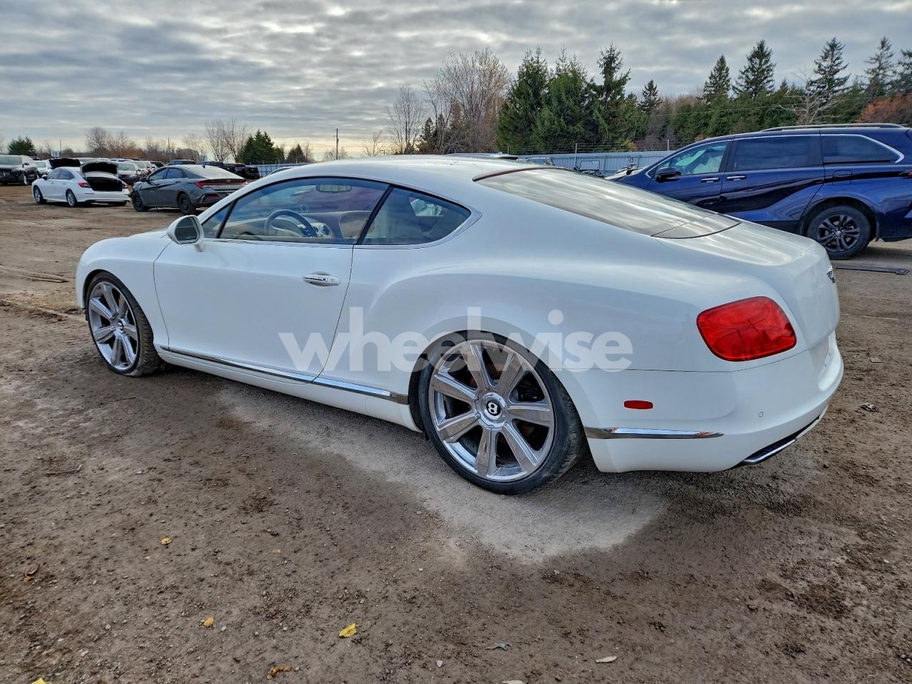 Photo 2 of 2012 BENTLEY CONTINENTAL GT (VIN SCBFR7ZA5CC075111)
