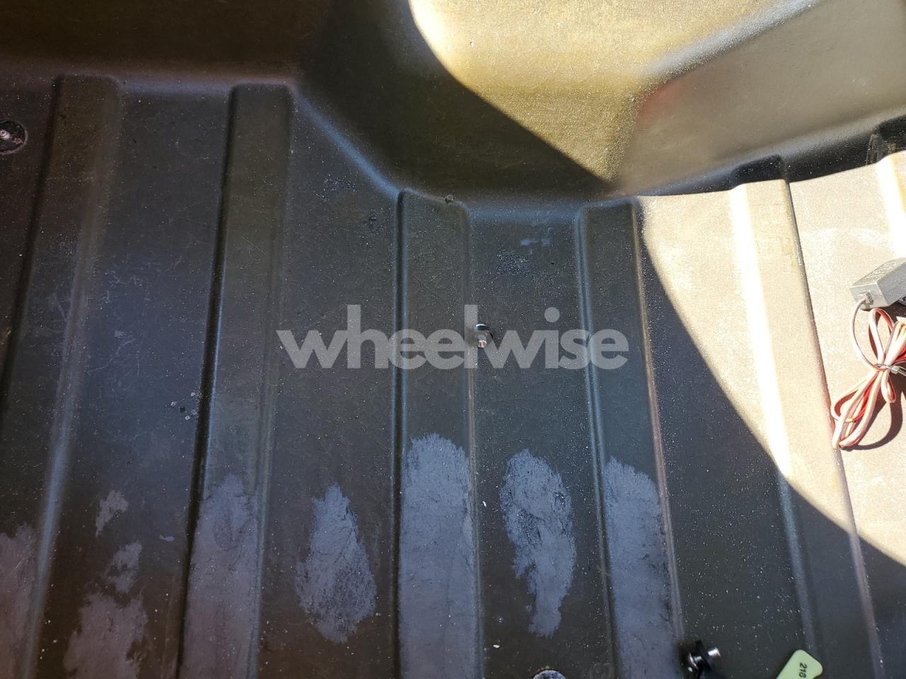 Photo 10 of 2005 LOTUS ELISE (VIN SCCPC11145HL34073)