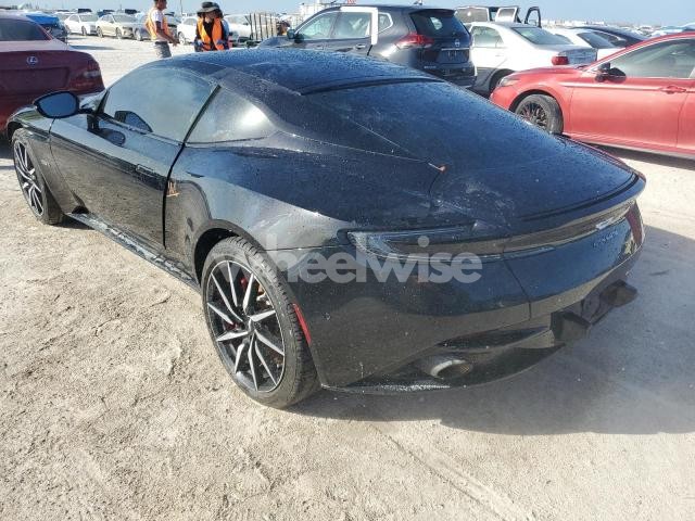 Photo 5 of 2018 ASTON MARTIN DB11 N/A (VIN SCFRMFAV8JGL03692)