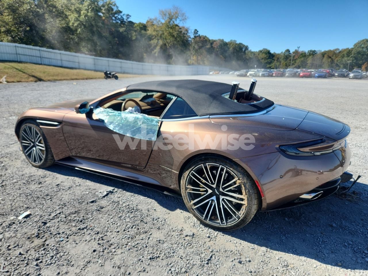 Photo 2 of 2024 ASTON MARTIN DB12 N/A (VIN SCFRMFGW9RGM12934)