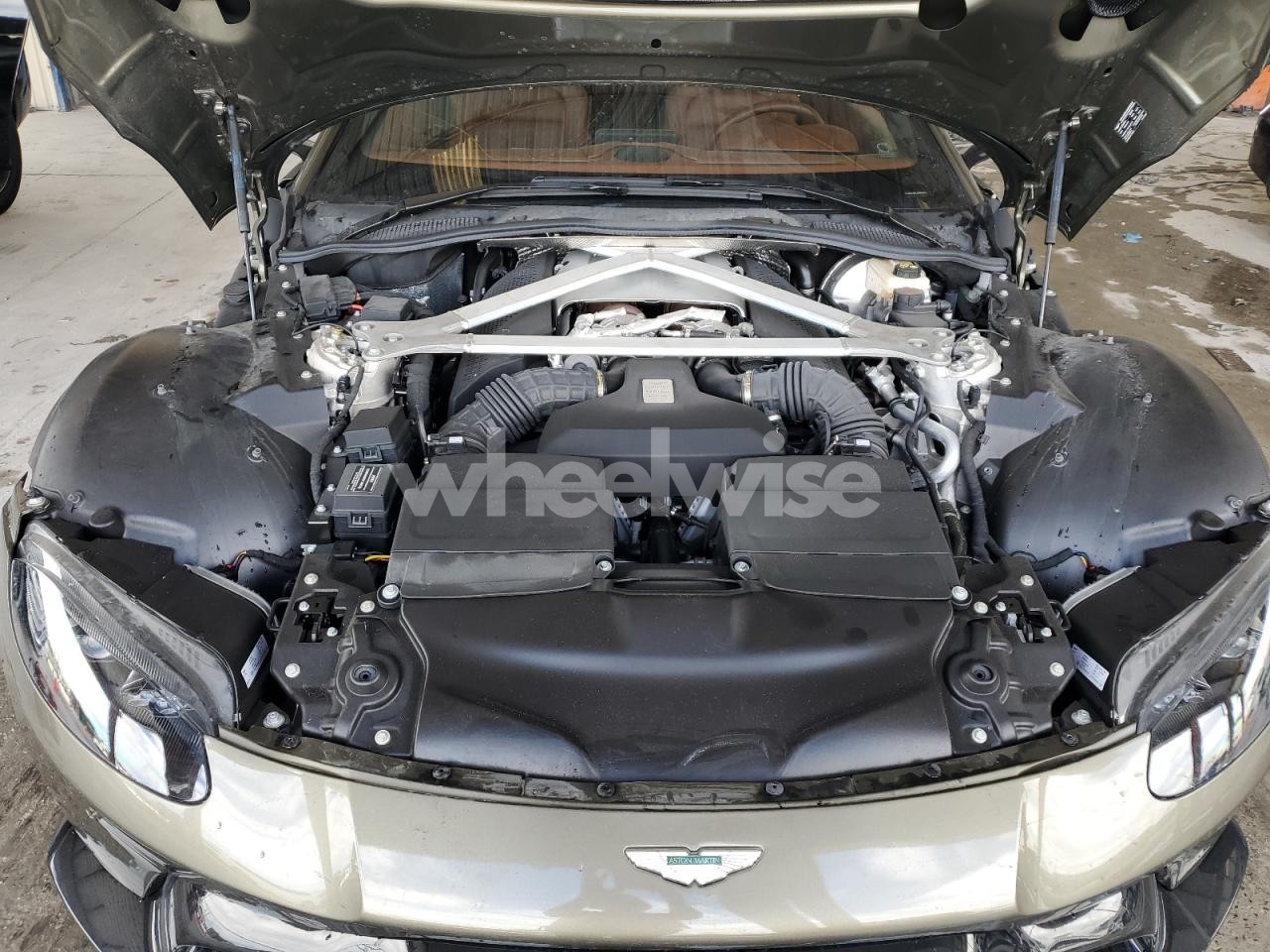 Photo 11 of 2020 ASTON MARTIN VANTAGE (VIN SCFSMGAW8LGN05032)