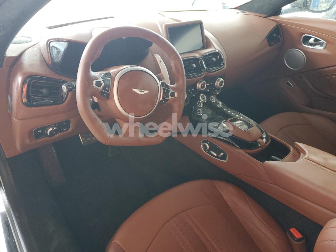 Photo 8 of 2020 ASTON MARTIN VANTAGE (VIN SCFSMGAW8LGN05032)