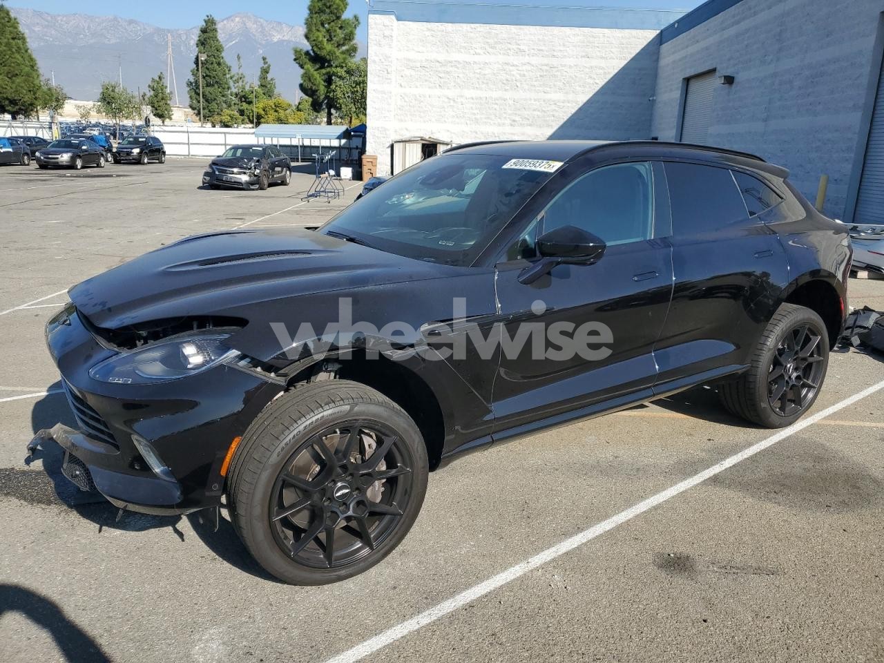 2021 ASTON MARTIN DBX (VIN SCFVUJAW7MTV00861) main photo