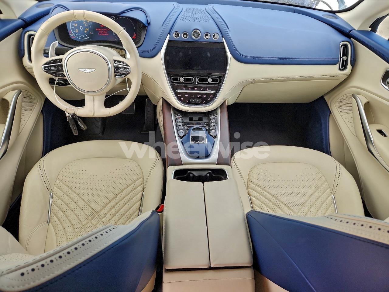 Photo 8 of 2021 ASTON MARTIN DBX (VIN SCFVUJAW7MTV03260)