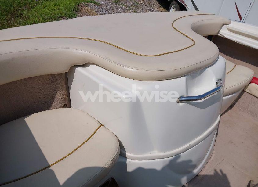 Photo 8 of 2001 Searay Skiboat N/A (VIN SERR5050G001)