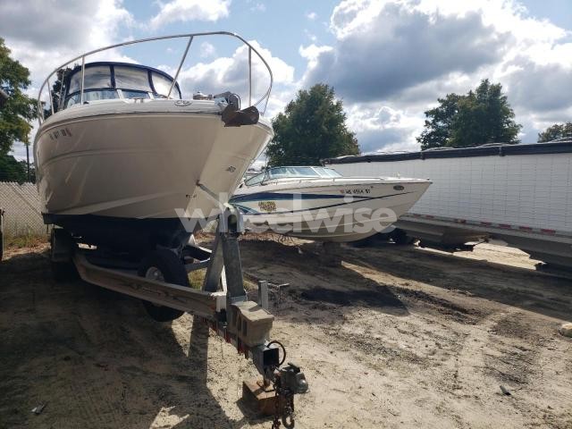 2002 SEA- RAY SUNDEC (VIN SERT8787E102) main photo