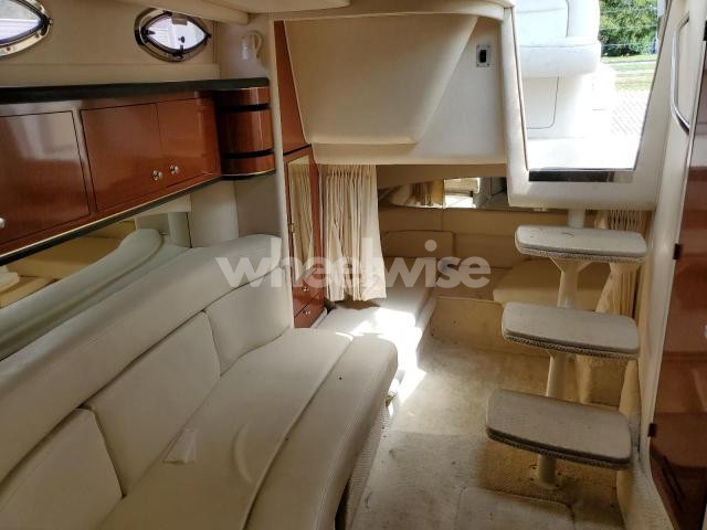 Photo 9 of 2002 SEA- RAY SUNDEC (VIN SERT8787E102)