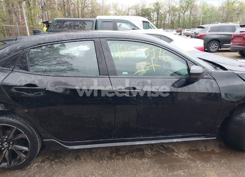 Photo 13 of 2017 Honda Civic SPORT (VIN SHHFK7G40HU227934)