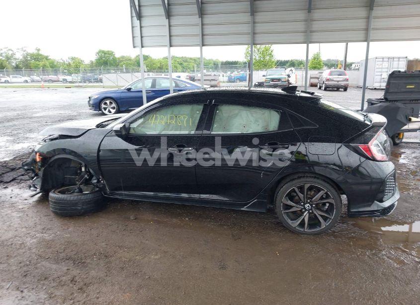 Photo 14 of 2018 Honda Civic SPORT (VIN SHHFK7G43JU224533)