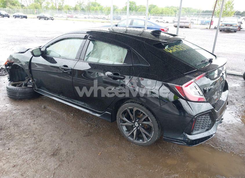 Photo 3 of 2018 Honda Civic SPORT (VIN SHHFK7G43JU224533)