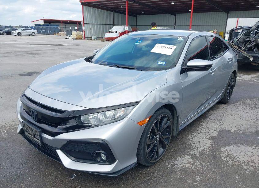 Photo 2 of 2019 Honda Civic SPORT (VIN SHHFK7G46KU212068)